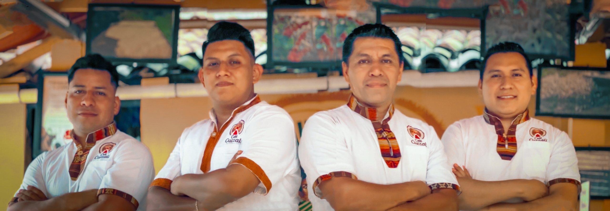 Equipo real de Cuezali con uniforme de la marca